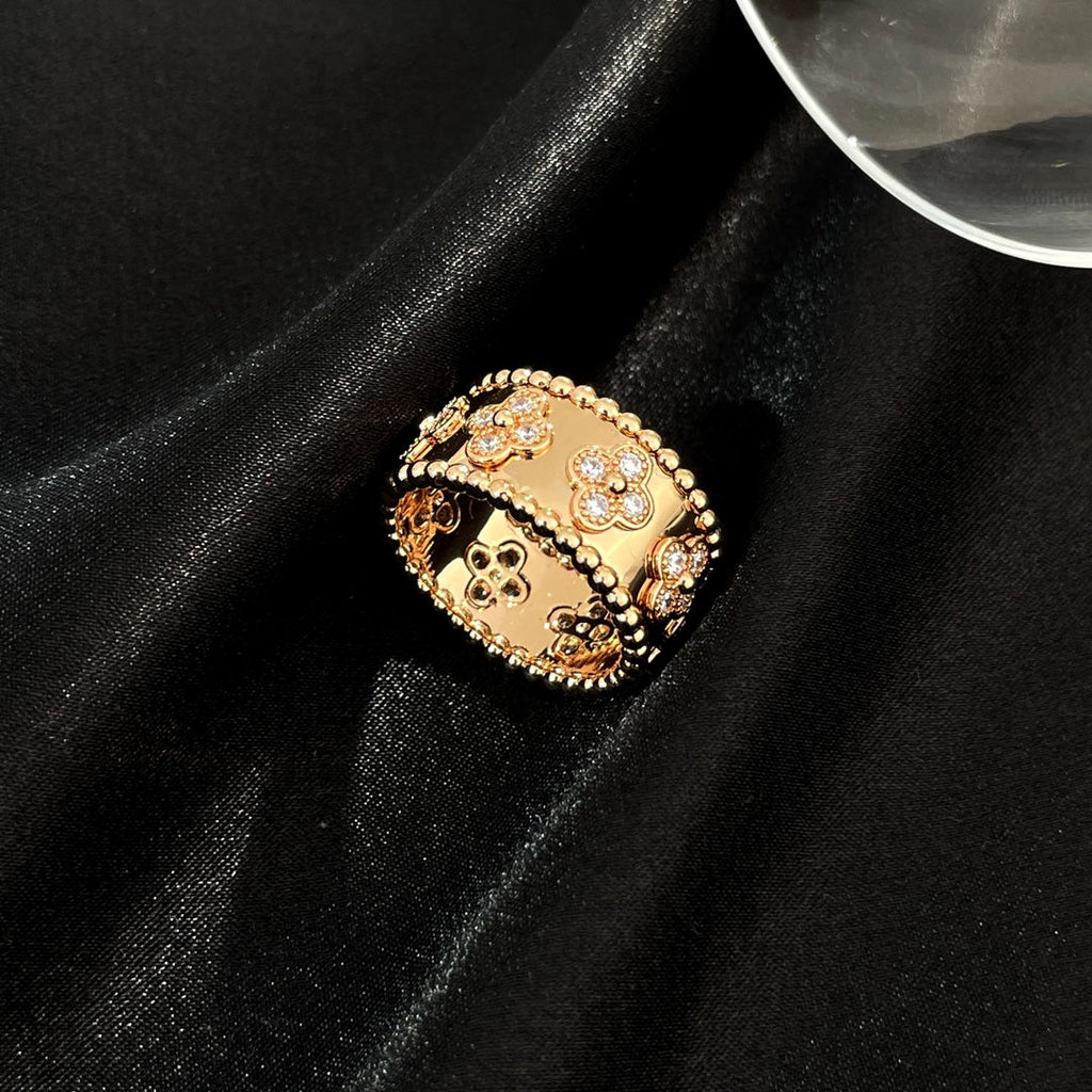 Van Cleef & Arpels PERLEE DIAMOND LARGE RING