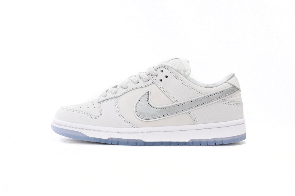 Dunk SB Low White Lobster Reps Sneaker FD8776-100