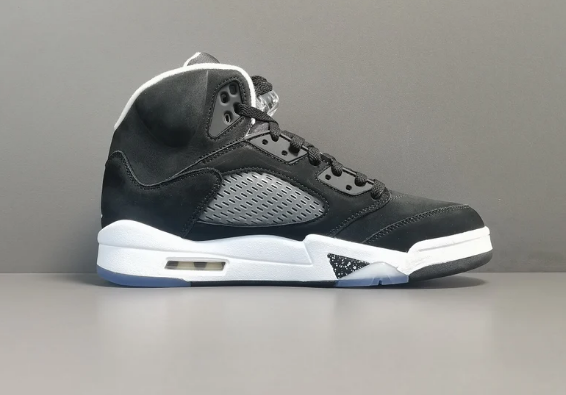 Air Jordan 5 Retro 'Moonlight' Sneakers
