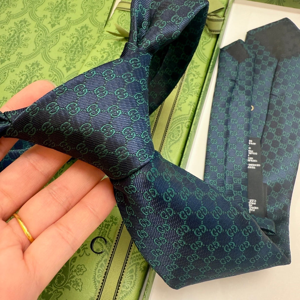 Gucci Style Men's Tonal GG Jacquard Silk Tie
