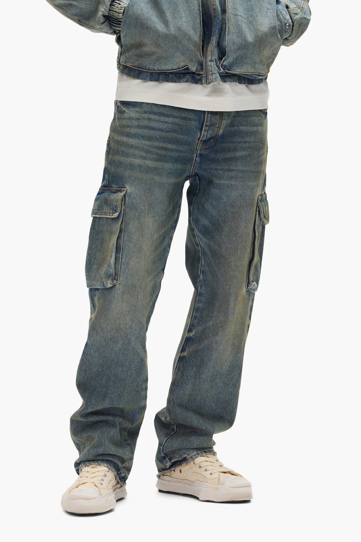 P011 Vintage Cargo