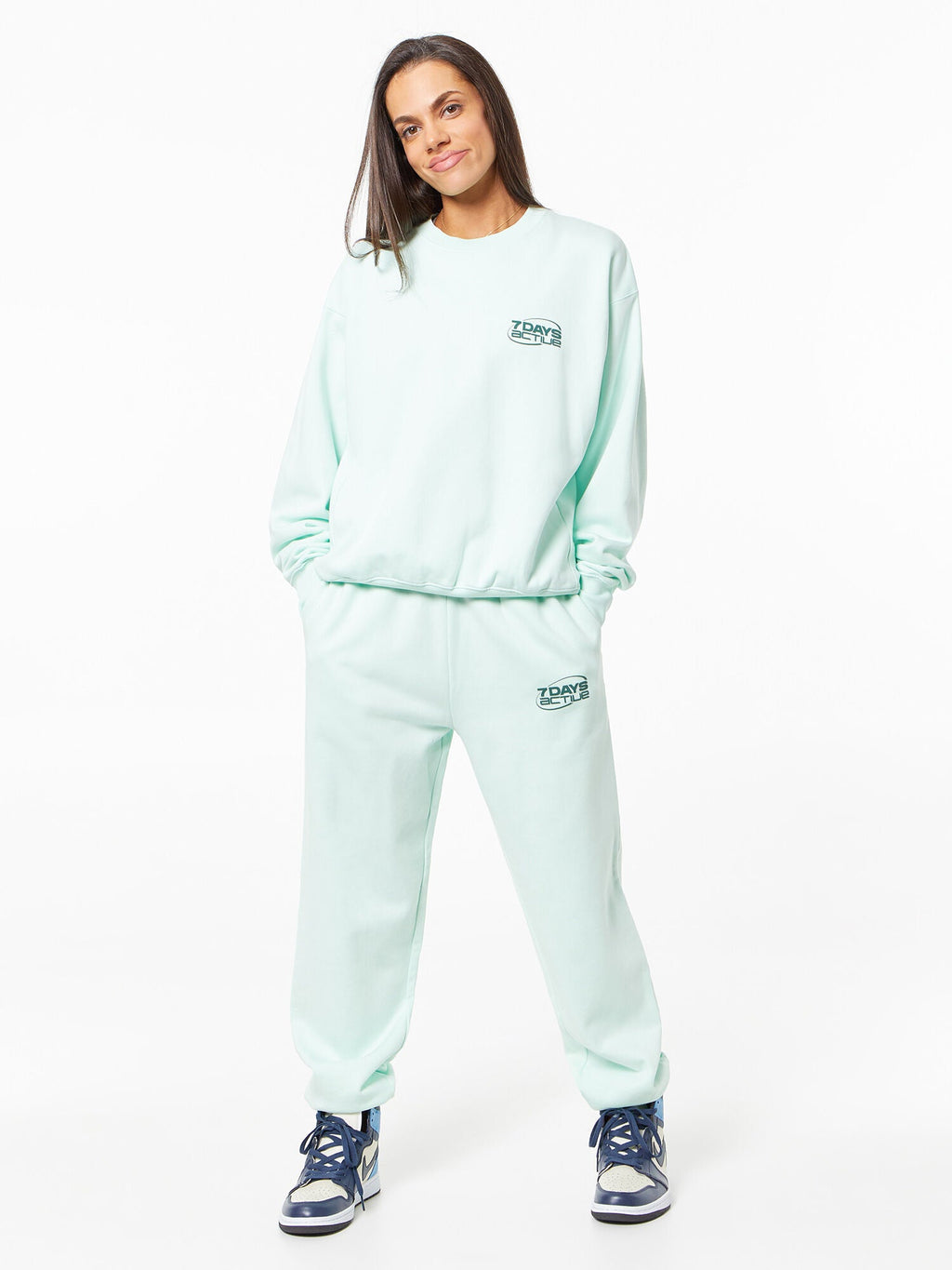 Monday Crew Neck Honey Dew