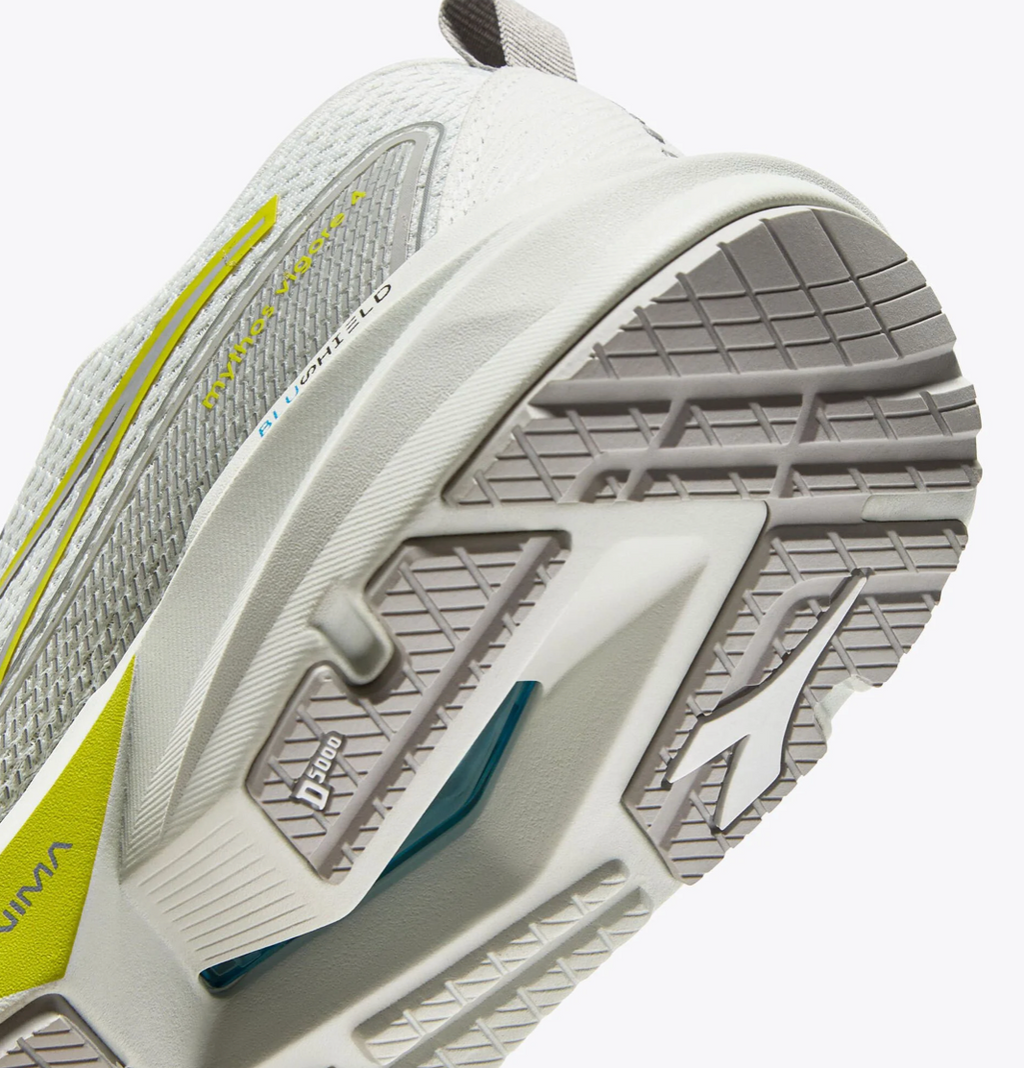 Women's Mythos Blushield Vigore 4 Wide