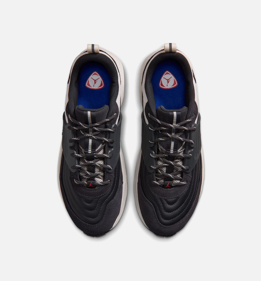 Nike Trunner OS SE - Men's Lifestyle Sneaker (Off Noir/University Red/Phantom)