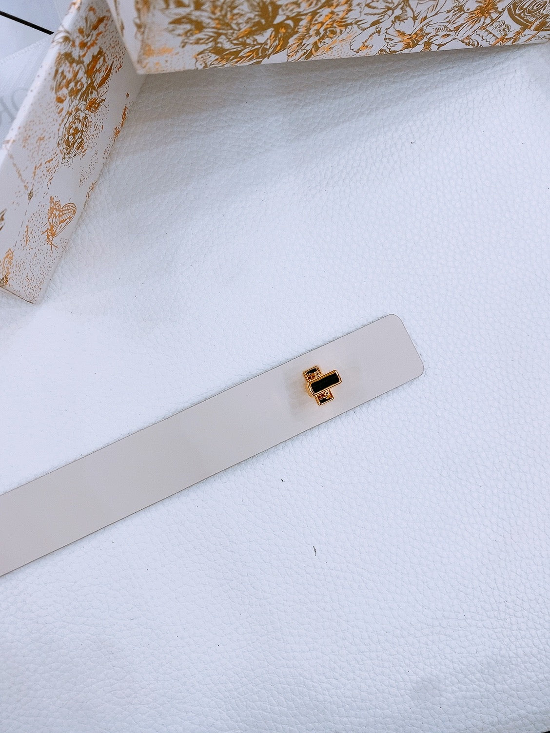 DIOR 25S BELT 25 MM IN WHITE CALFSKIN 561822