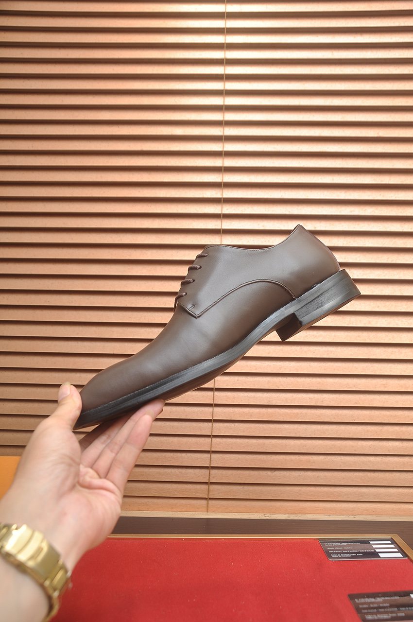 Louis Vuitton Brown Lace-Up Dress Shoes - Low-Profile Dress-Shoe Silhouette