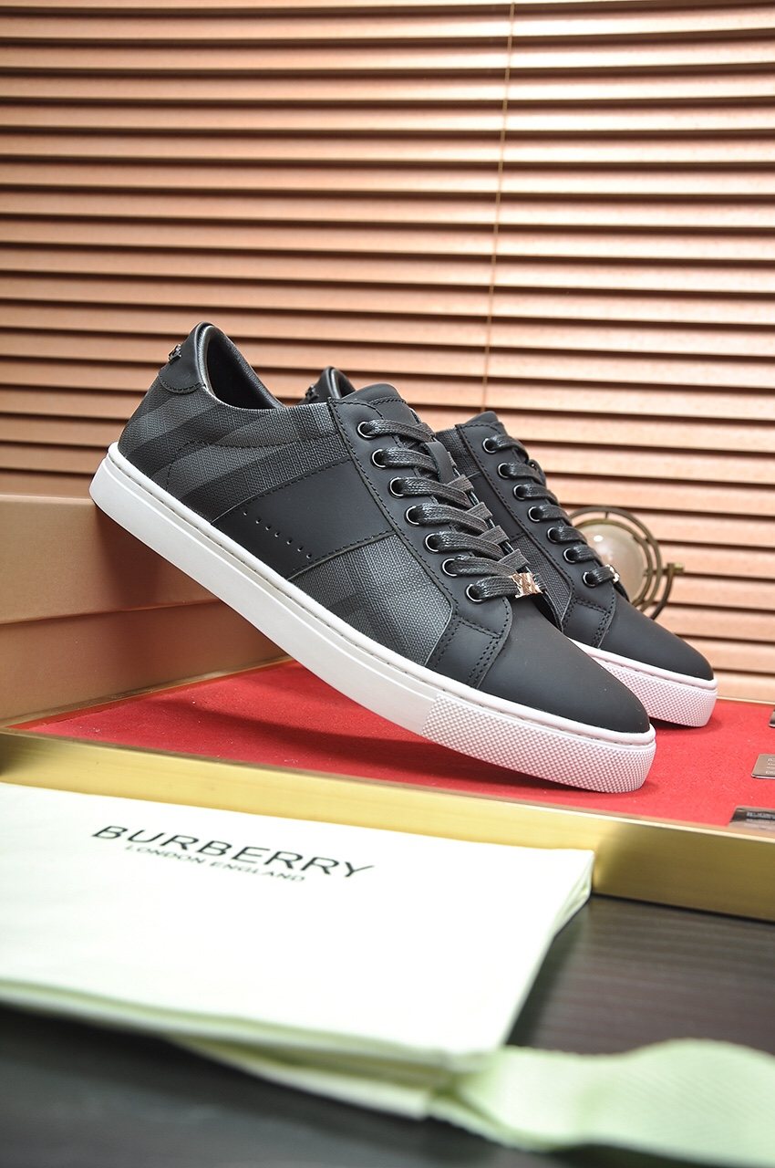 Burberry Black Check Low-Top Sneakers