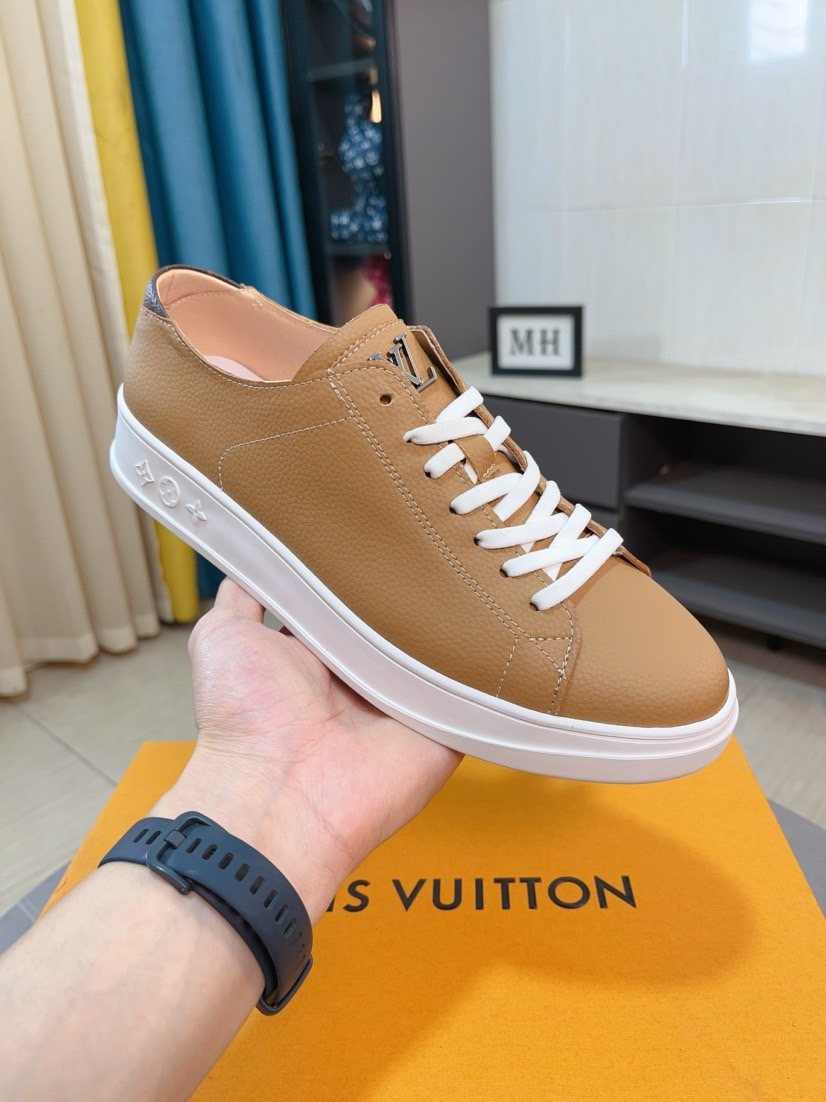 Louis Vuitton Textured Low-Top Sneakers
