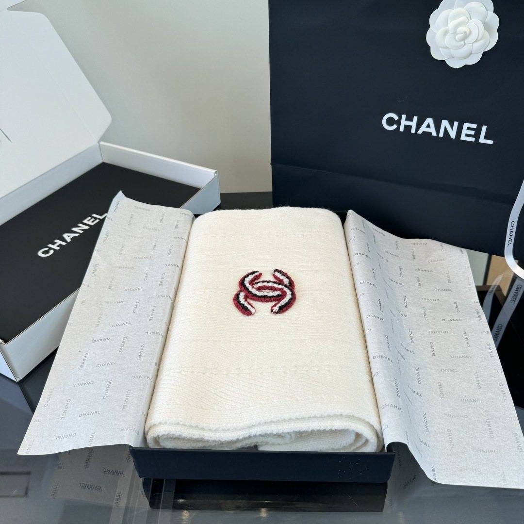 Chanel Logo Trim Knitted Scarf