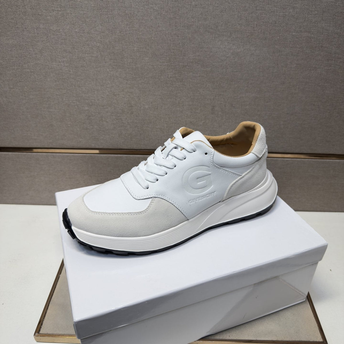 Givenchy Low-Top Lace-Up Sneakers