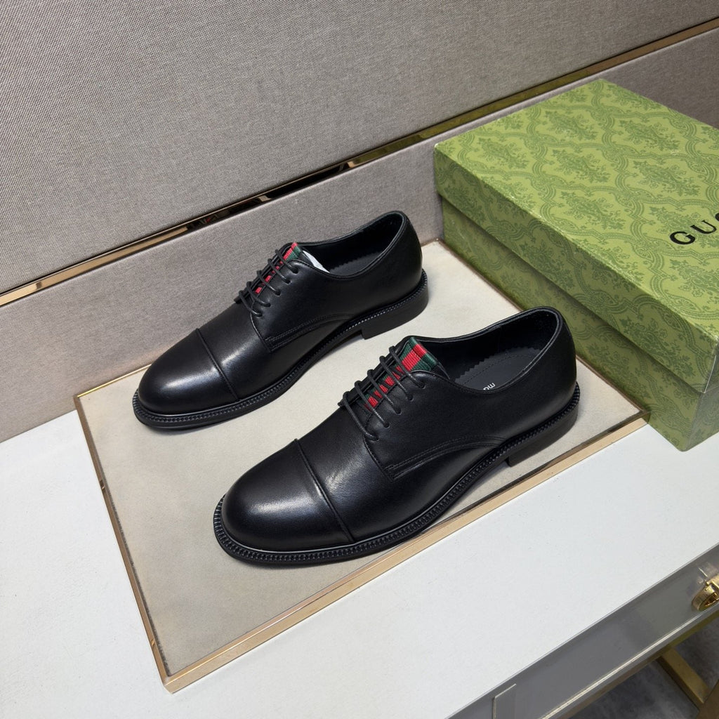 Gucci Men's Stripe-Accent Lace-Up Dress Shoes